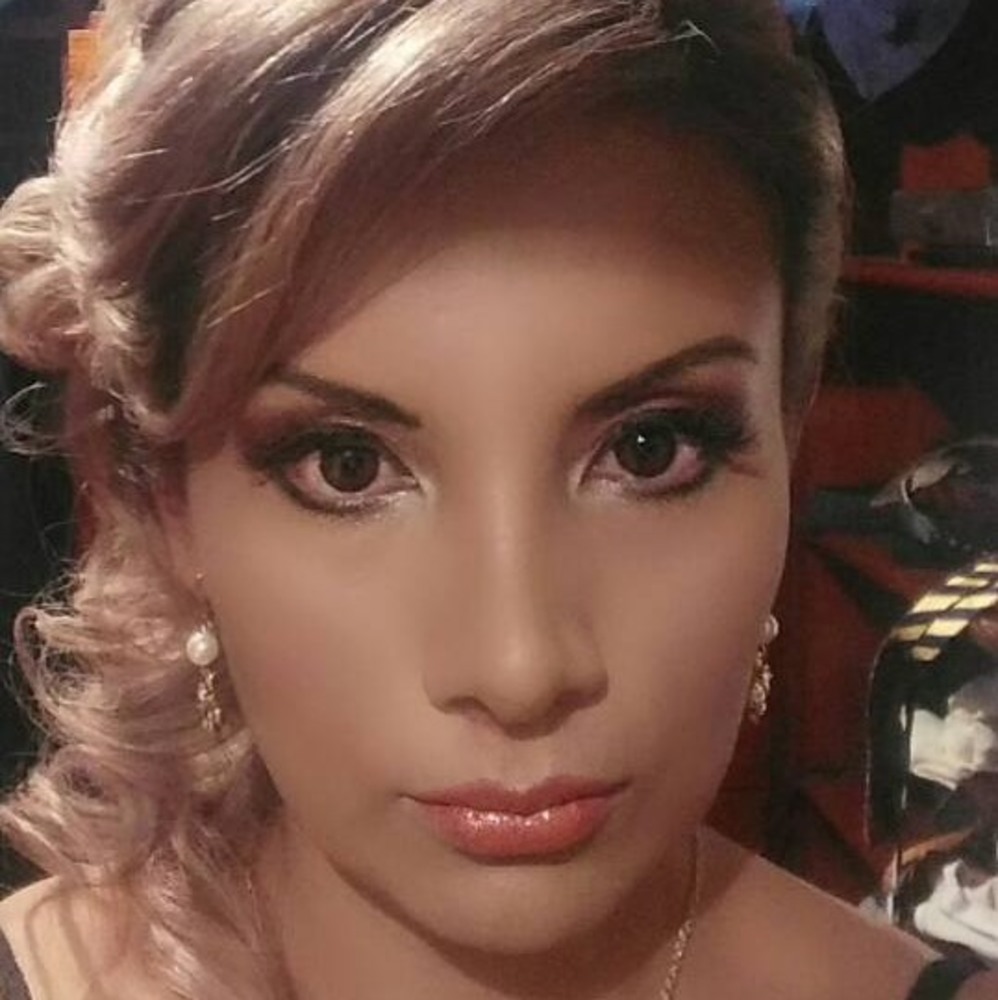 Meet your Posher, Helga lidia